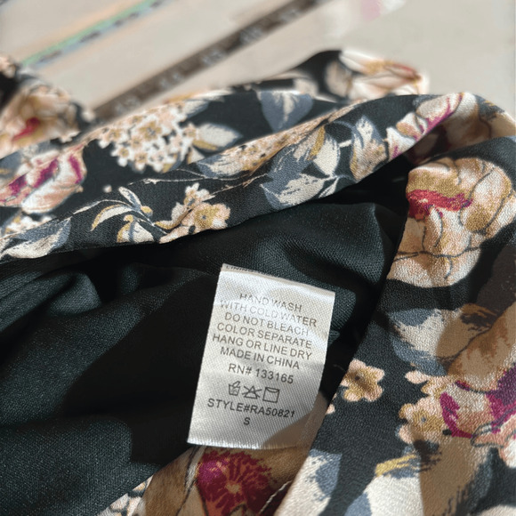 Altar'd State Floral Long Sleeve Chiffon Walk-Through Maxi Romper Multi Small - Picture 10 of 13